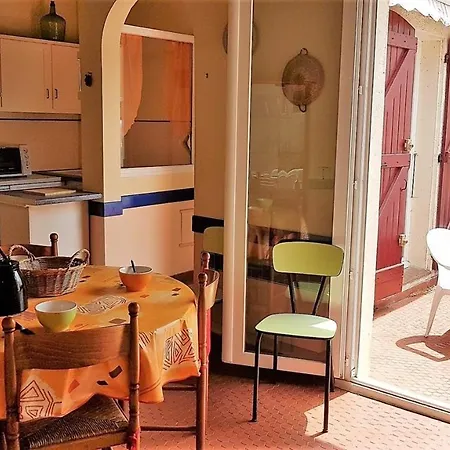 Proche De La Et Des Commerces Joli Pavillon 6 Personnes-6vrous5