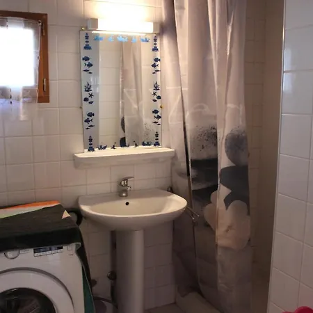 Proche De La Et Des Commerces Joli Pavillon 6 Personnes-6vrous5 * Saint-Cyprien (Pyrenees-Orientales)